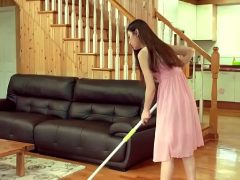 Thiếu Thốn Vì Chồng Yếu Sinh Lý Vợ Dẫn Bạn Về Nhà Chịch Cực Sung