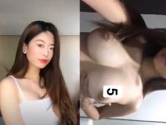 Hot Tiktoker Thủ Dâm Rồi Tung Clip Lên Mạng