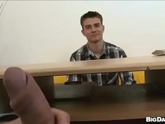 Hâm Nóng Tình Cảm Cùng Trai Gay