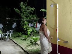 Làm Cho Cái Lồn Của Em Thông Thoáng